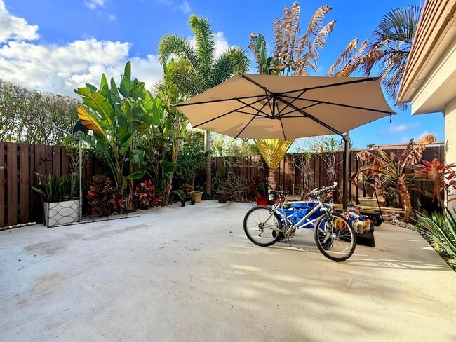 Building Photo - 11584 Winchester Dr