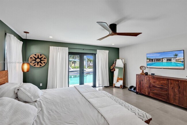 Building Photo - 1021 Guava Isle
