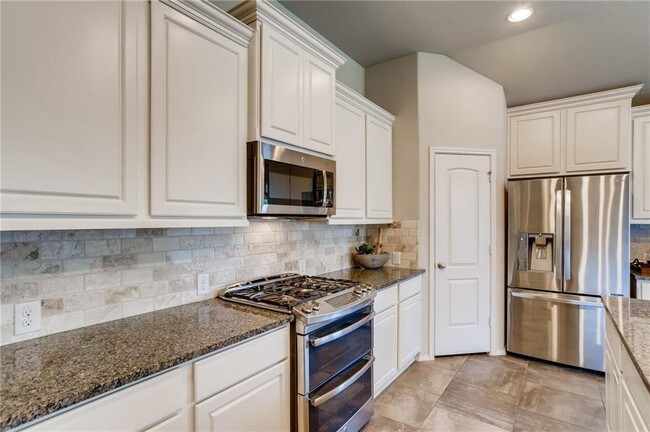 Building Photo - 11705 Pine Mist Ct