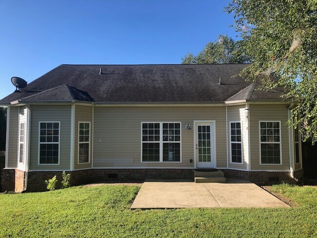 Building Photo - 222 Cross Valley Dr