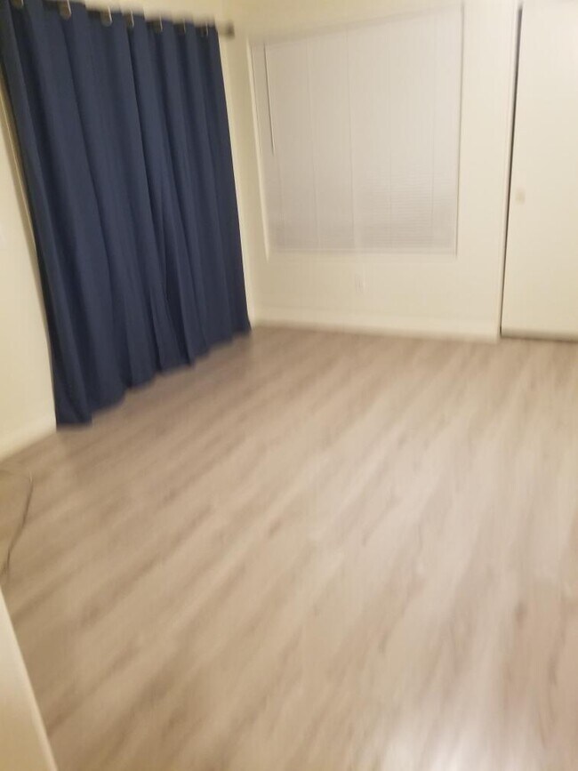 Building Photo - 66389 Desert View Ave