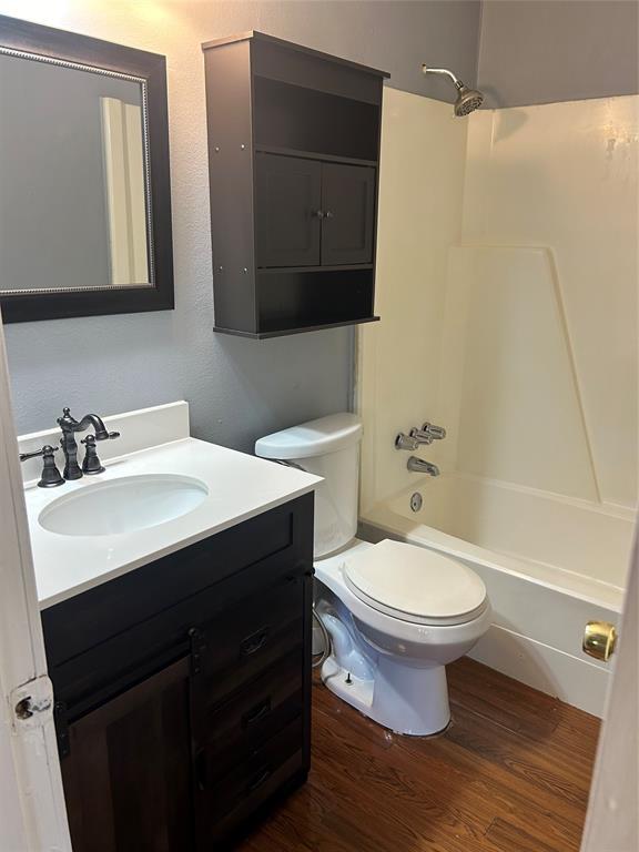 Building Photo - 302 Arrowhead Dr