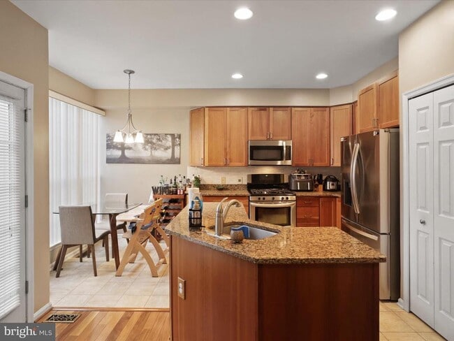 Building Photo - 6528 Osprey Point Ln
