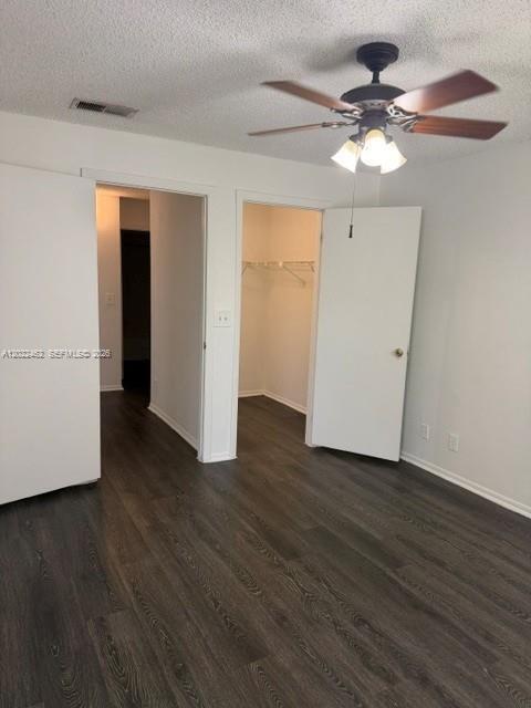 Building Photo - 9999 Summerbreeze Dr