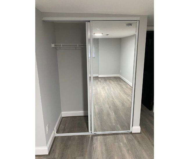 Building Photo - 837 N Fulton Ave