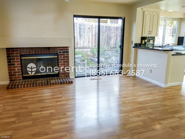 Building Photo - 2030 Laurel Canyon Ct