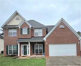 Building Photo - 1696 Central Park Loop