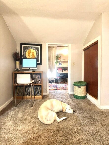 Building Photo - 1817 Spohn Ave