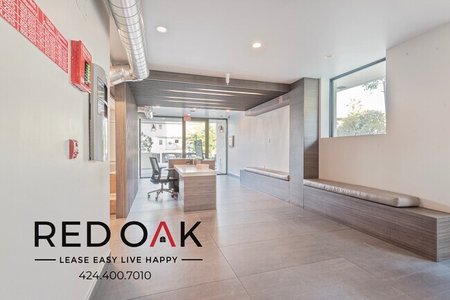 Building Photo - Stunning Contemporary Two Bedroom with Sty...