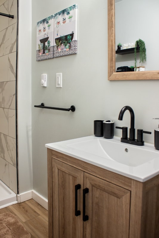 Building Photo - 5303 Duncan St