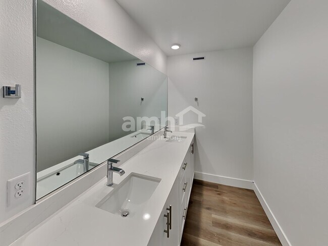 Building Photo - 4284 Halo Hollyhock St