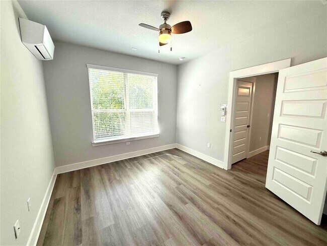 Building Photo - 9709 McKnight Lp