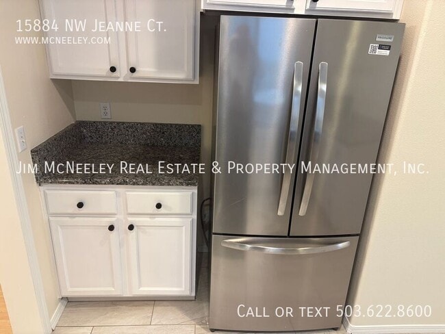 Building Photo - 15884 NW Jeanne Ct