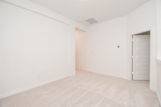Building Photo - 6507 Bramble Cv Ln