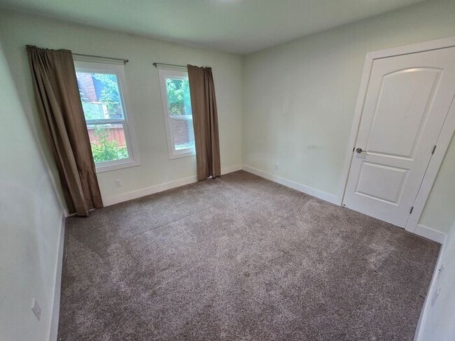 Building Photo - Charming 3-Bedroom Home in Old Southwest Reno