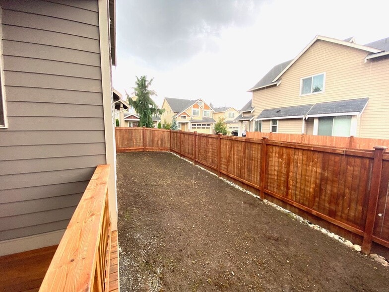 Building Photo - Lake Stevens Home...