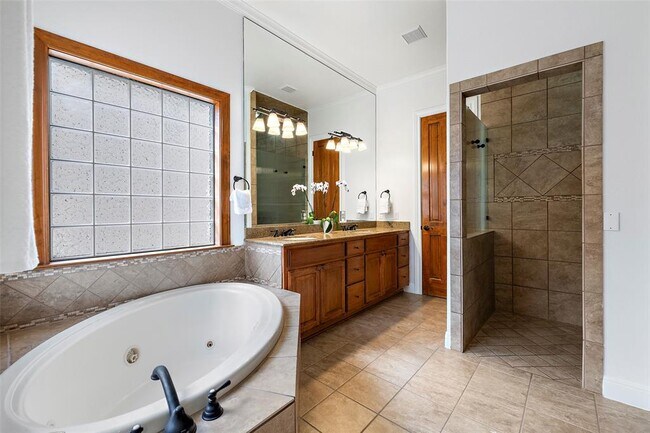 Building Photo - 41 Tiburon Dr