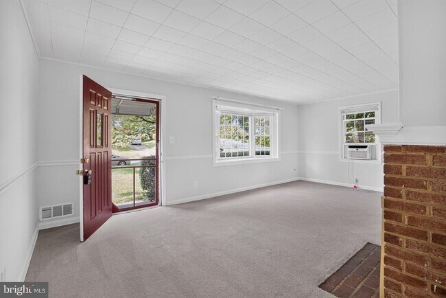 Building Photo - 3207 Dashiell Rd