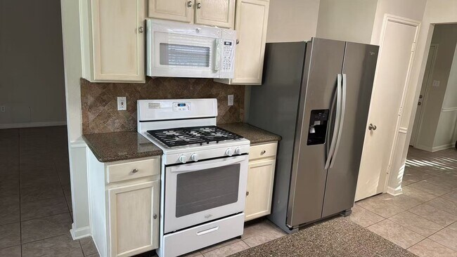Building Photo - 3910 Bridgebay Ln