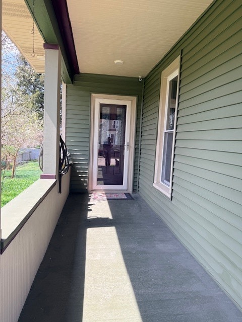 Building Photo - 202 Perry St