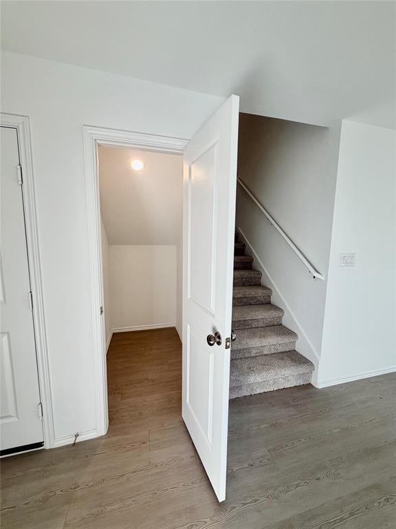 Building Photo - 430 Monsoon Dr