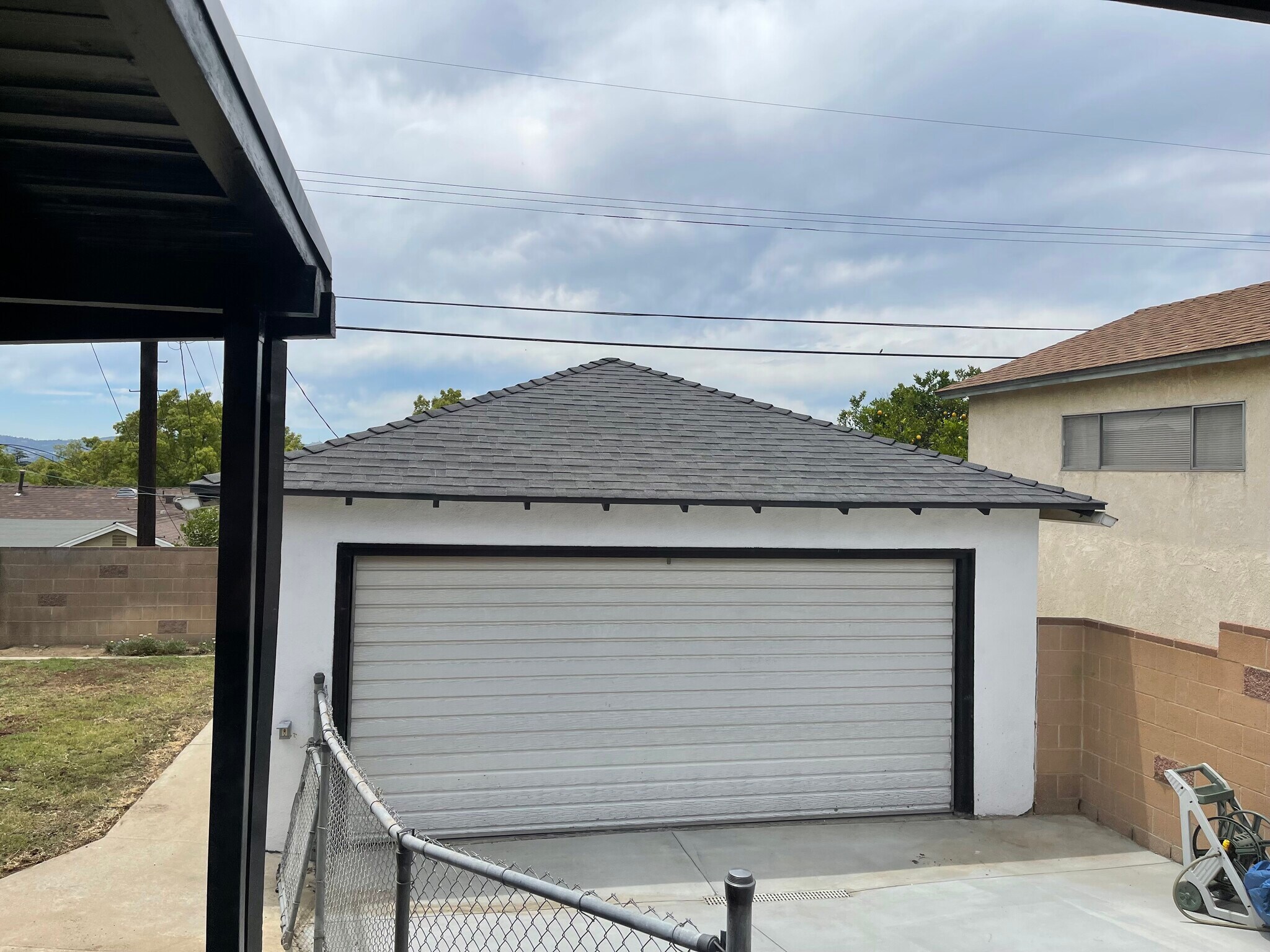 Building Photo - 2207 Jolley Dr