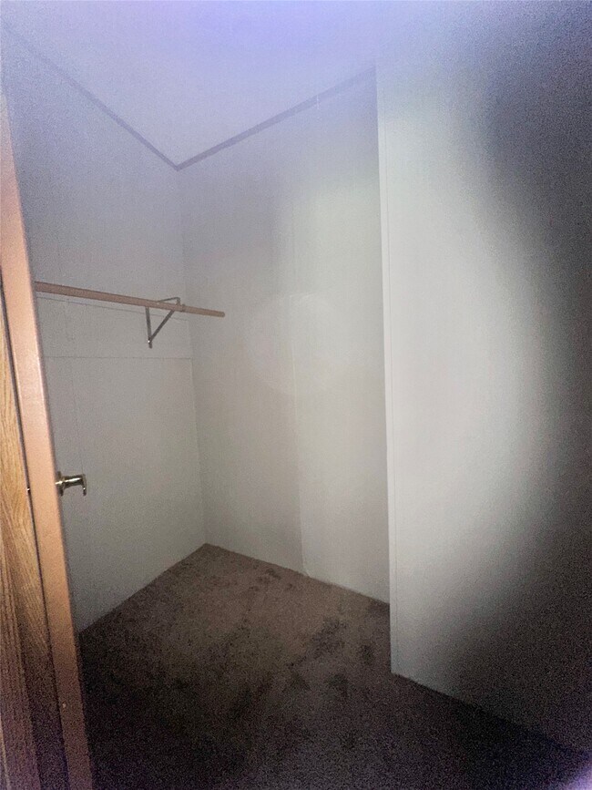 Building Photo - 23721 Brushy Trails St