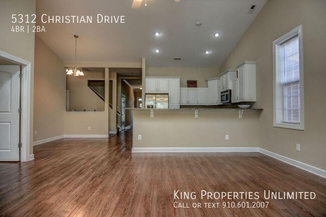 Building Photo - 5312 Christian Dr