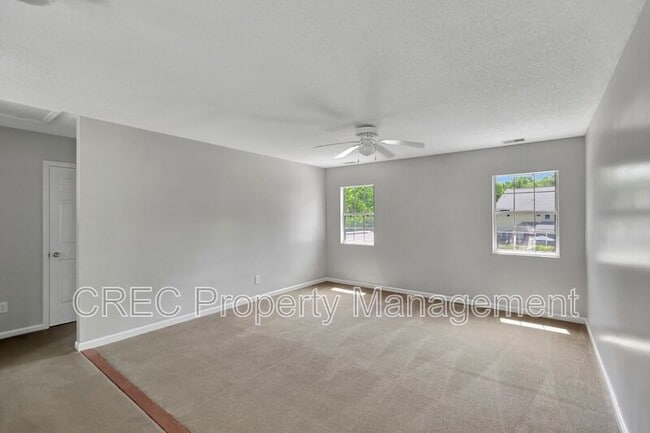 Building Photo - 3282 Heathland Way