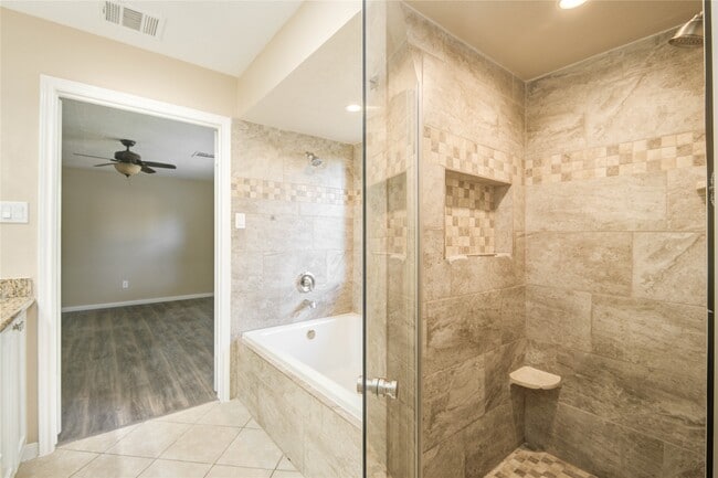 Building Photo - 14303 Providence Pine Trail