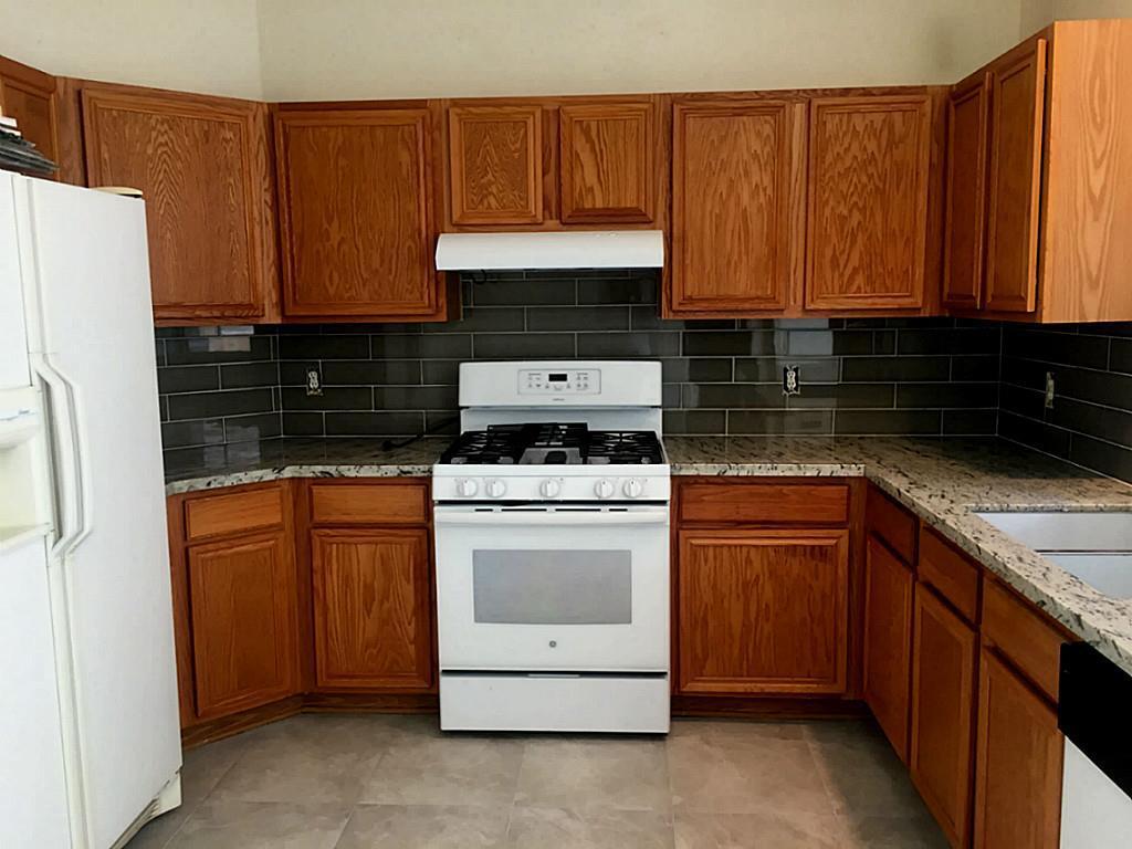 Building Photo - 2926 Green Valley Trail Dr
