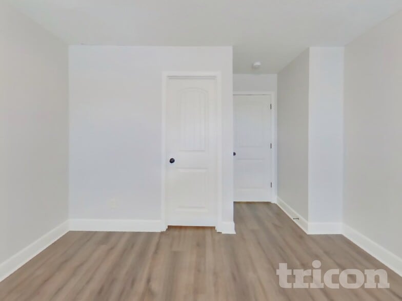 Building Photo - 18404 Rock Ridge N