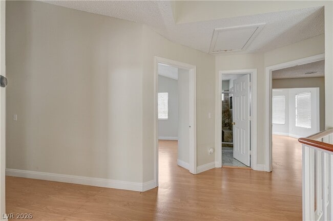 Building Photo - 2616 Camphor Tree St