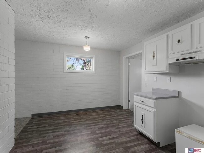 Building Photo - 4626 Eden Cir