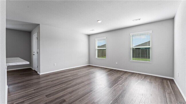 Building Photo - 1405 S Corsac St
