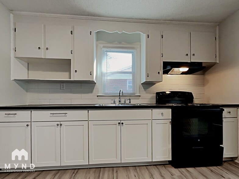 Building Photo - 4818 Morgan St