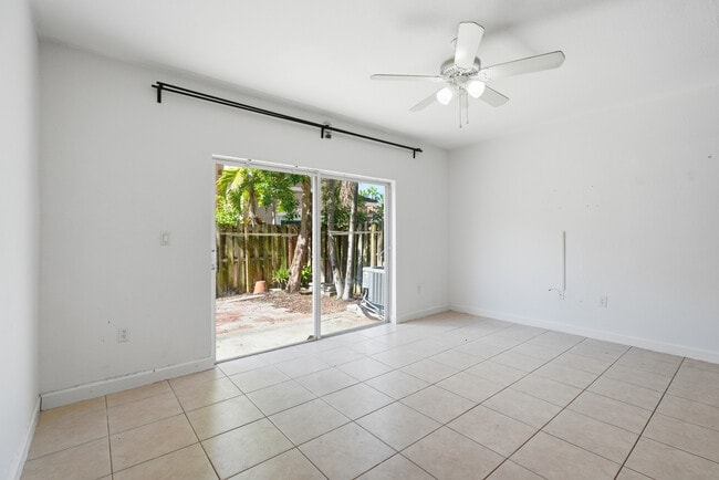 Building Photo - 21460 SW 85th Path