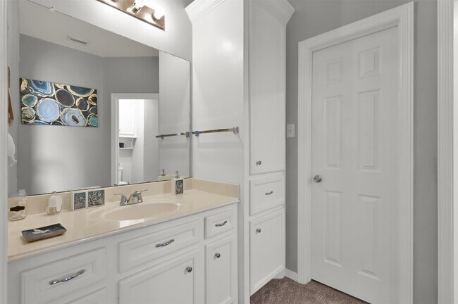 Building Photo - 9706 Chipstead Ct
