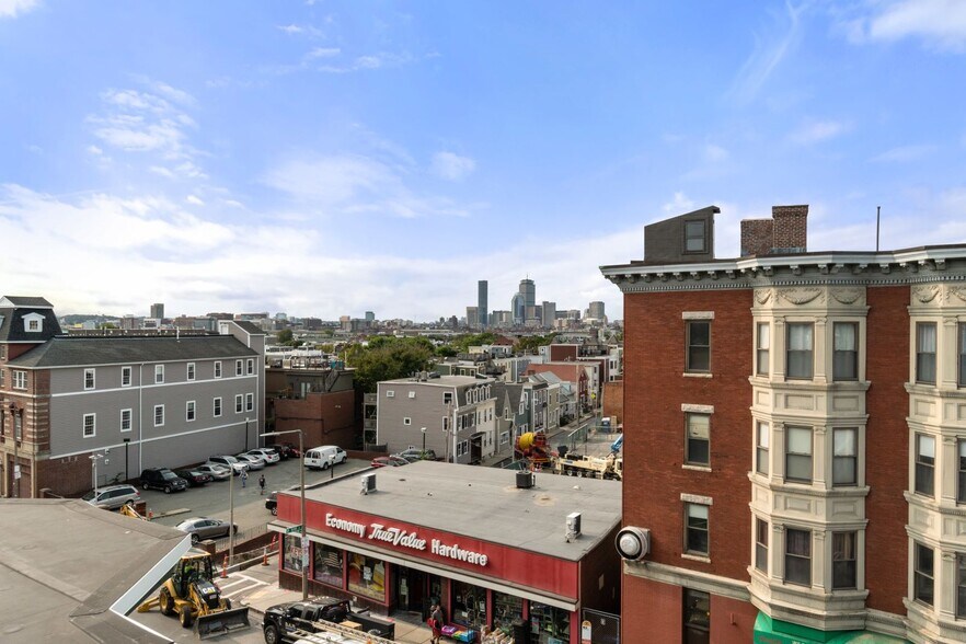 Building Photo - 104 Dorchester St