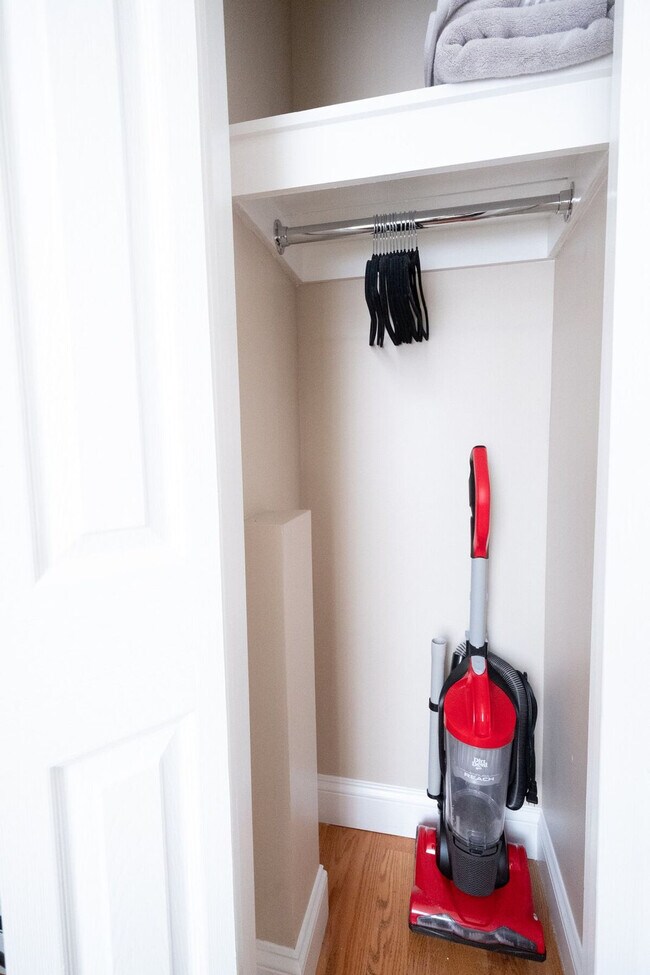 Building Photo - 245 W 113th St