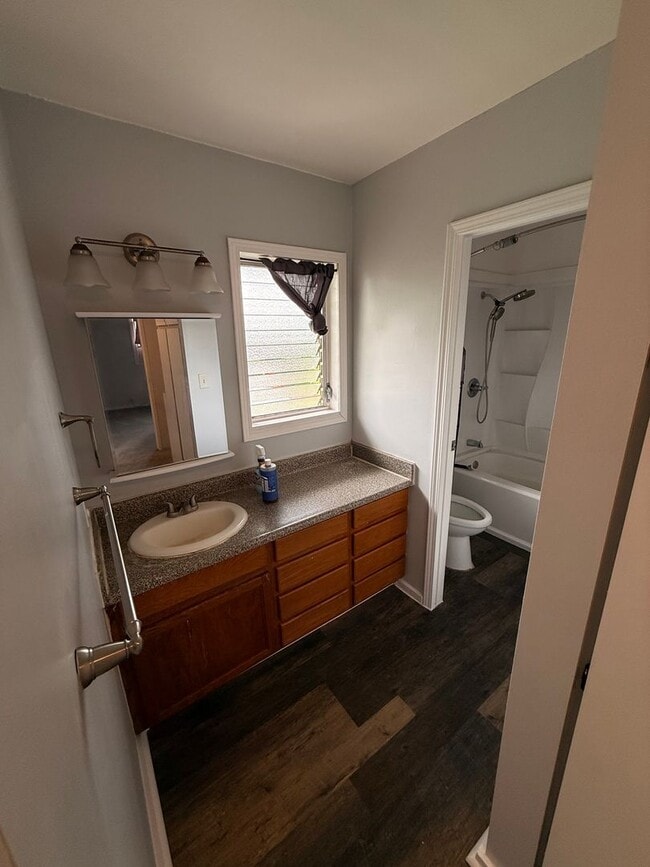 Building Photo - Don't Miss This! 3/1.5 Quiet & Spacious Upper Makakilo - Makakilo Hale I