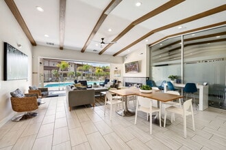 Building Photo - 4384 Paxton Pl