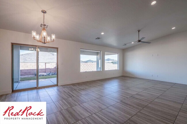 Building Photo - Incredible 3 Bedroom, 2 Bathroom Property ...
