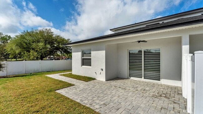 Building Photo - 1155 Windjammer Dr