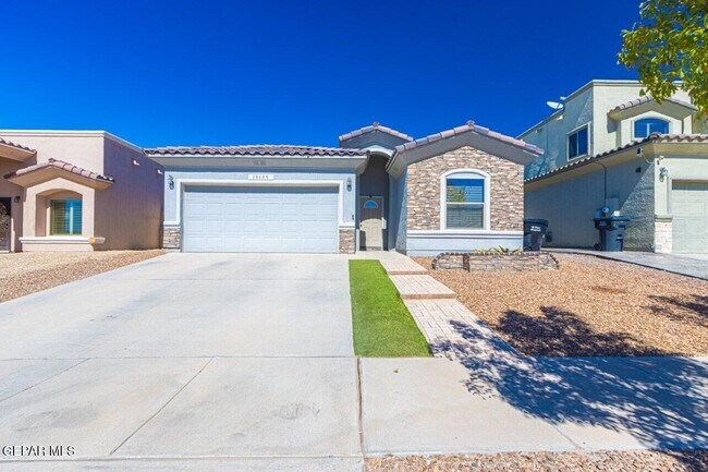 Primary Photo - 13159 Wellington