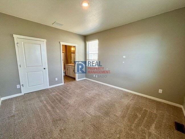 Building Photo - 6945 Yazoo Dr