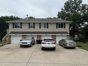 Building Photo - 8135 N Stoddard Ave