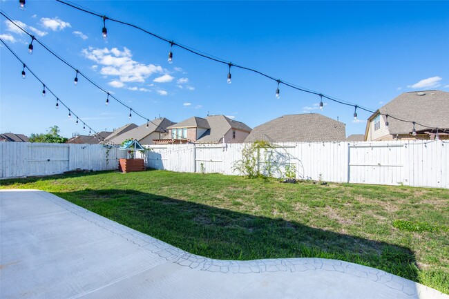 Building Photo - 19906 Durwood Pines Ln