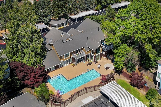 Primary Photo - Beautifully updated 1 bedroom next to Bitt...