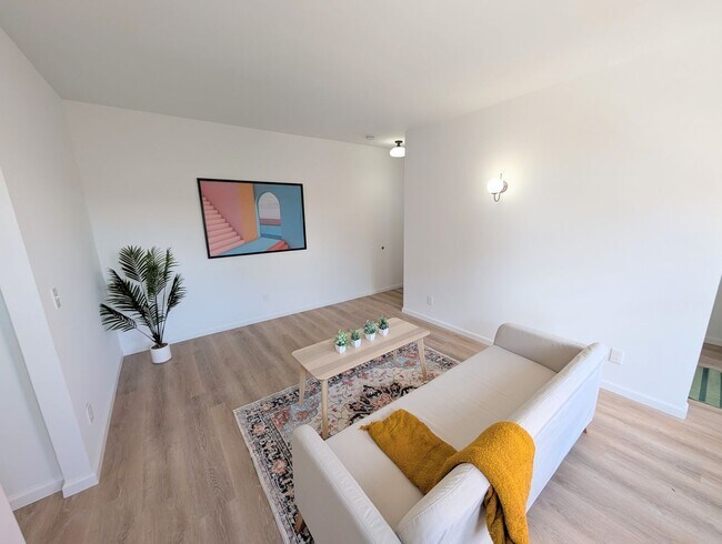 Building Photo - Cozy Studio 1 Bathroom now available for rent